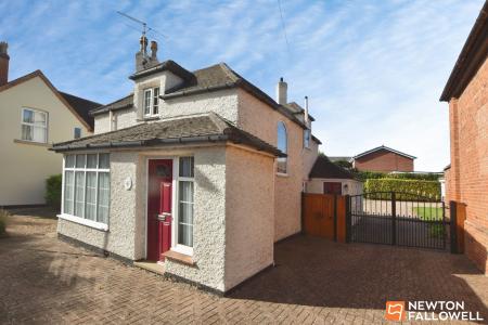 3 bedroom Link detached house for sale in Leake Road, Gotham, NG11