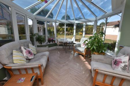 3 bedroom Link detached house for sale in Leake Road, Gotham, NG11