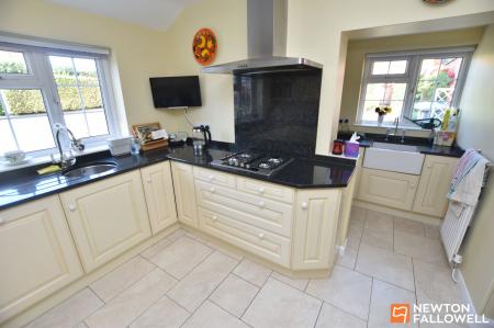 3 bedroom Link detached house for sale in Leake Road, Gotham, NG11