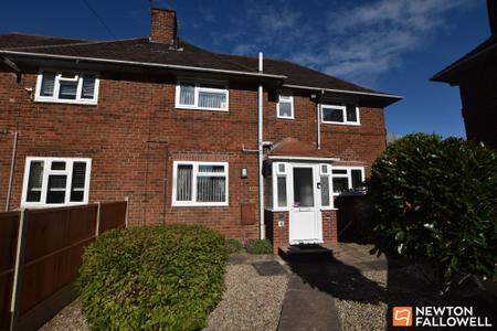3 bedroom Semi-detached house for sale in Shelthorpe Road, Loughborough, LE11