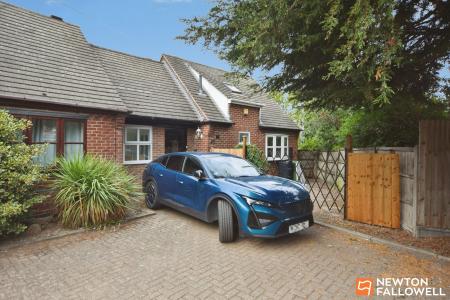 2 bedroom Semi-detached house for sale in Bridgeside Cottages, Loughborough, LE11