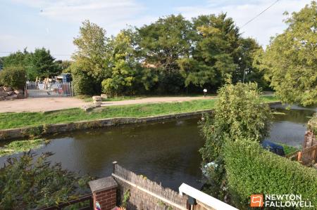 2 bedroom Semi-detached house for sale in Bridgeside Cottages, Loughborough, LE11