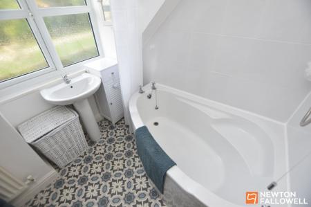 2 bedroom Semi-detached house for sale in Bridgeside Cottages, Loughborough, LE11