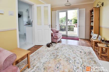 2 bedroom Semi-detached house for sale in Bridgeside Cottages, Loughborough, LE11