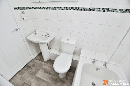2 bedroom Semi-detached house for sale in Deanside Drive, Loughborough, LE11