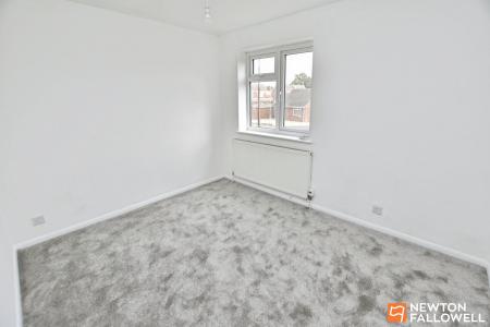 2 bedroom Semi-detached house for sale in Deanside Drive, Loughborough, LE11