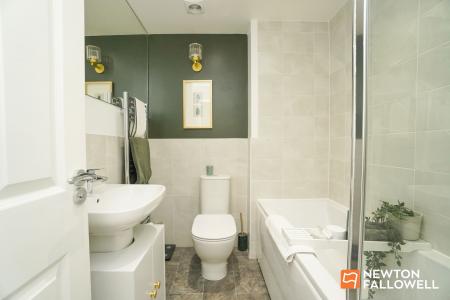 3 bedroom Semi-detached house for sale in Pankhurst Close, East Leake, LE12