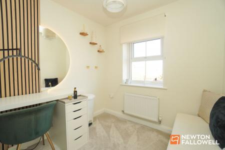 3 bedroom Semi-detached house for sale in Pankhurst Close, East Leake, LE12