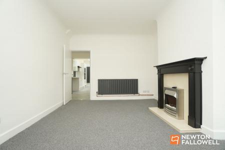 3 bedroom Terraced House for sale in Whitehouse Avenue, Loughborough, LE11