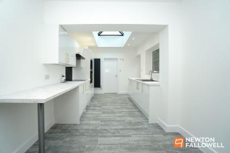 3 bedroom Terraced House for sale in Whitehouse Avenue, Loughborough, LE11