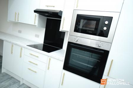 3 bedroom Terraced House for sale in Whitehouse Avenue, Loughborough, LE11