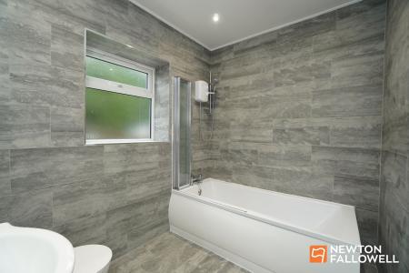 3 bedroom Terraced House for sale in Whitehouse Avenue, Loughborough, LE11