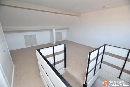 3 bedroom Semi-detached house for sale in Meadow End, Gotham, NG11