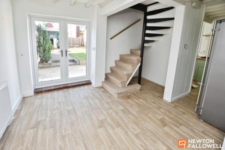 3 bedroom Semi-detached house for sale in Meadow End, Gotham, NG11