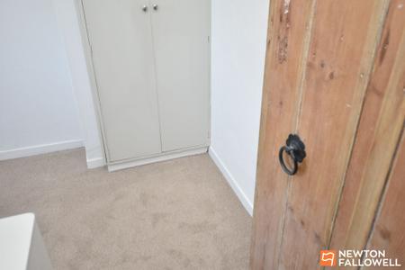 3 bedroom Semi-detached house for sale in Meadow End, Gotham, NG11