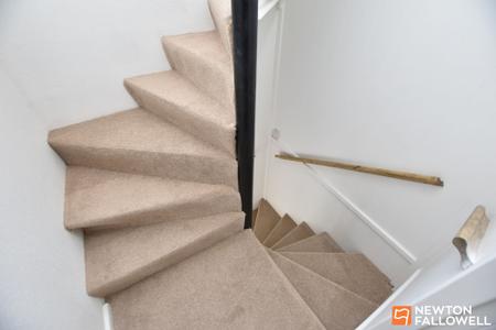 3 bedroom Semi-detached house for sale in Meadow End, Gotham, NG11