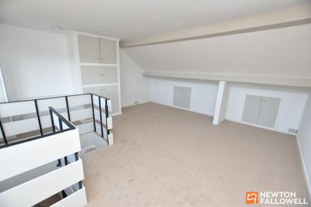 3 bedroom Semi-detached house for sale in Meadow End, Gotham, NG11