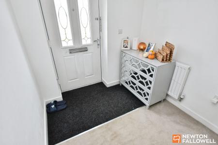 4 bedroom Semi-detached house for sale in Buzzard Way, East Leake, LE12