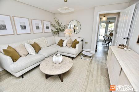 3 bedroom Terraced House for sale in Evans Road, East Leake, LE12