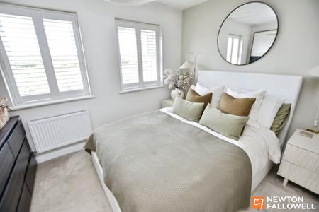 3 bedroom Terraced House for sale in Evans Road, East Leake, LE12