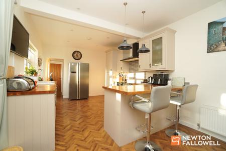4 bedroom Detached house for sale in Anchor Lane, Hathern, LE12