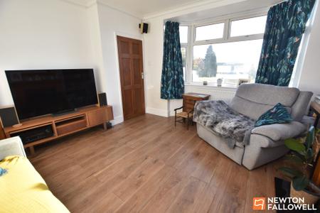 3 bedroom Semi-detached house for sale in Hathern Road, Shepshed, LE12