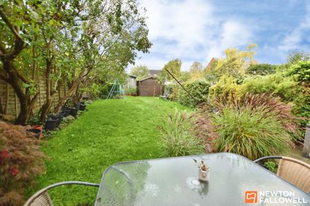 3 bedroom Semi-detached house for sale in Hathern Road, Shepshed, LE12