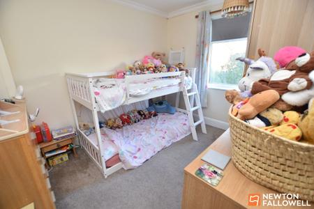 3 bedroom Semi-detached house for sale in Hathern Road, Shepshed, LE12