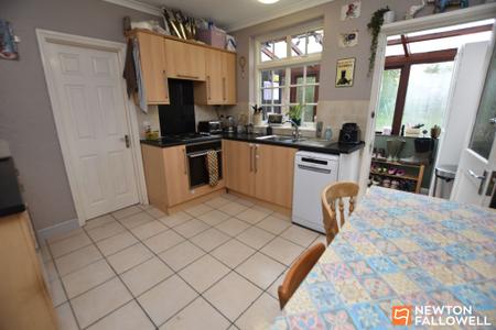 3 bedroom Semi-detached house for sale in Hathern Road, Shepshed, LE12