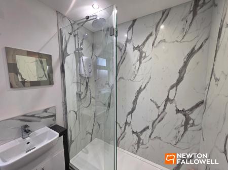 3 bedroom Detached bungalow for sale in Crown Green, Mansfield, NG19