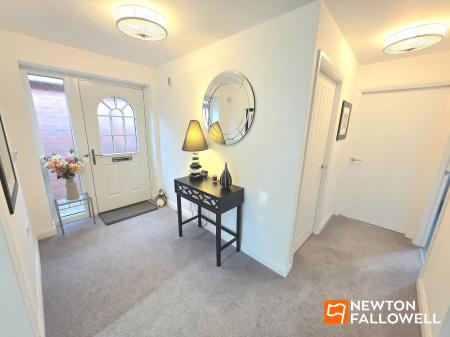 3 bedroom Detached bungalow for sale in Crown Green, Mansfield, NG19