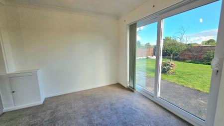 3 bedroom Detached house for sale in Hardwick Drive, Ollerton, NG22