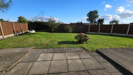 3 bedroom Detached house for sale in Hardwick Drive, Ollerton, NG22