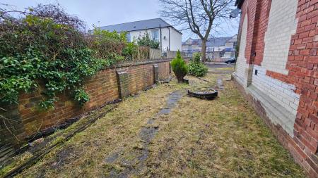 6 bedroom Detached house for sale in Marlborough Road, Kirkby-in-Ashfield, NG17