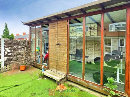 3 bedroom Terraced House for sale in Portland Street, New Houghton, NG19