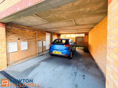 2 bedroom Flat for sale in Millrise Road, Mansfield, NG18