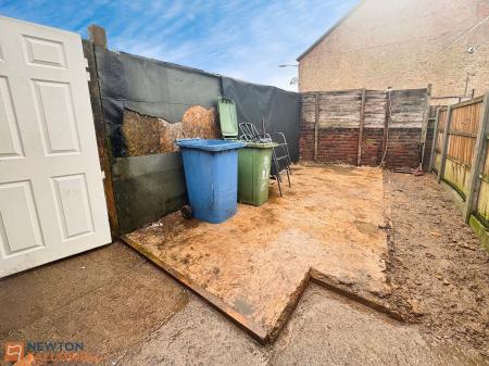 3 bedroom Terraced House for sale in Fenwick Street, Warsop, NG20