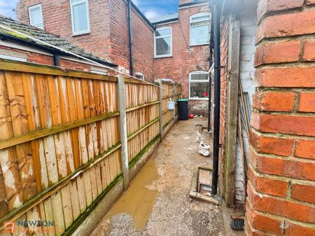 3 bedroom Terraced House for sale in Fenwick Street, Warsop, NG20