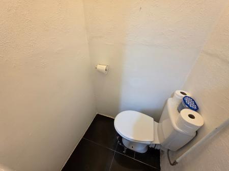 0 bedroom Shop to let in Station Street, Mansfield Woodhouse, NG19