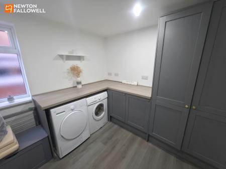 3 bedroom Detached house for sale in Waverley Road, Mansfield, NG18