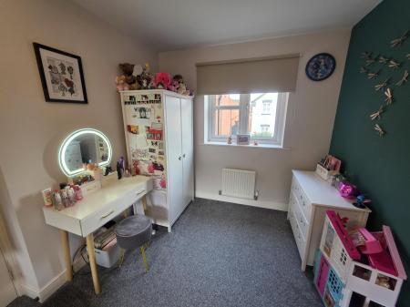 4 bedroom Detached house for sale in Debdale Way, Mansfield Woodhouse, NG19