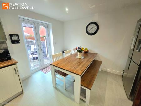 4 bedroom Detached house for sale in Debdale Way, Mansfield Woodhouse, NG19