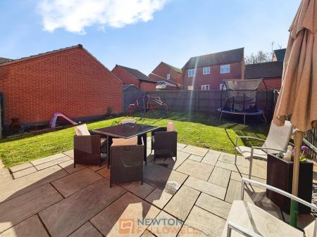 4 bedroom Detached house for sale in Debdale Way, Mansfield Woodhouse, NG19