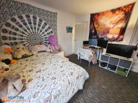 3 bedroom Terraced House for sale in Redcliffe Road, Mansfield, NG18