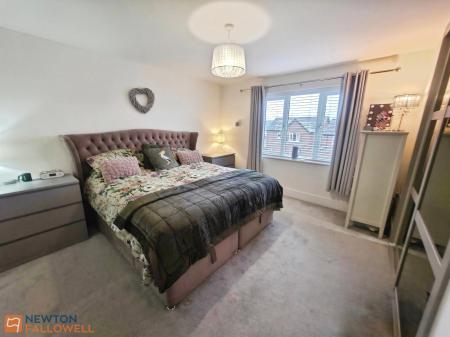 5 bedroom Detached house for sale in Farthing Way, Mansfield, NG18