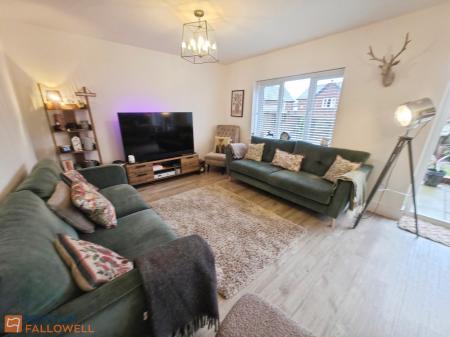 5 bedroom Detached house for sale in Farthing Way, Mansfield, NG18