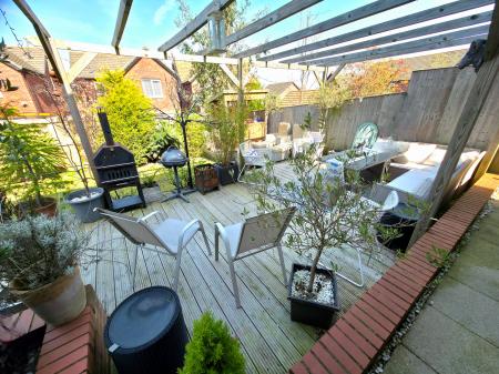 5 bedroom Detached house for sale in Farthing Way, Mansfield, NG18