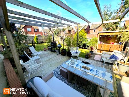 5 bedroom Detached house for sale in Farthing Way, Mansfield, NG18