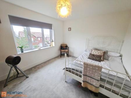 5 bedroom Detached house for sale in Farthing Way, Mansfield, NG18