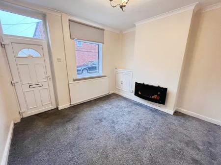 2 bedroom End of terrace house for sale in Titchfield Street, Mansfield, NG19